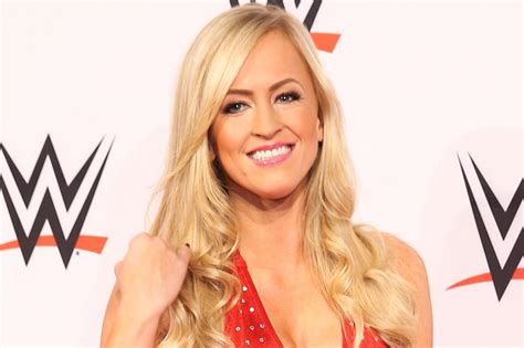 WWE News: Summer Rae responds to alleged private video leak。